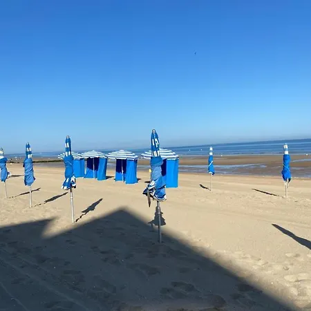 La L'oiseau Bleu Proche De La Et De Deauville !!! Awards 2025 * Blonville-sur-Mer