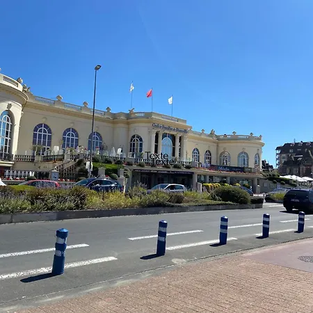 La L'oiseau Bleu Proche De La Et De Deauville !!! Awards 2025