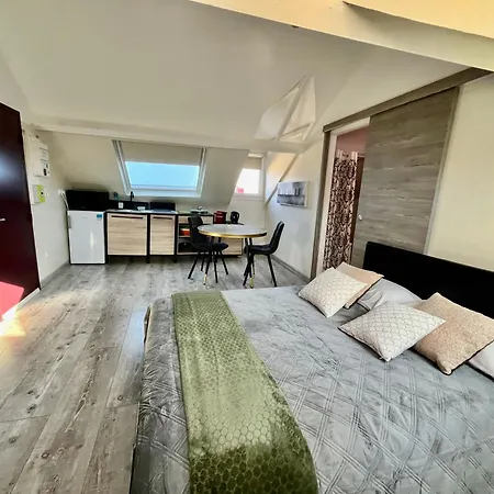 Apartment La L'oiseau Bleu Proche De La Et De Deauville !!! Awards 2025