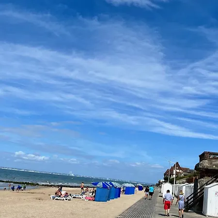 La L'oiseau Bleu Proche De La Et De Deauville !!! Awards 2025 Apartman