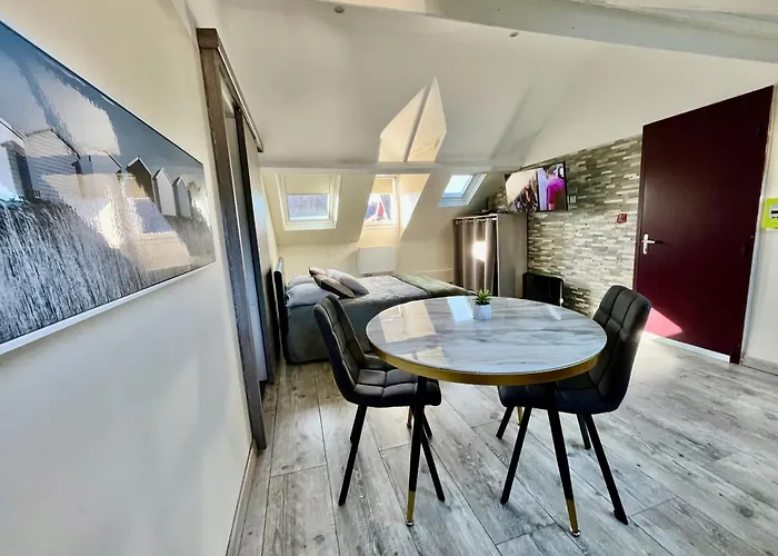 La L'oiseau Bleu Proche De La Et De Deauville !!! Awards 2025 شقة *