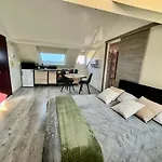 Apartment La L'oiseau Bleu Proche De La Et De Deauville !!! Awards 2025