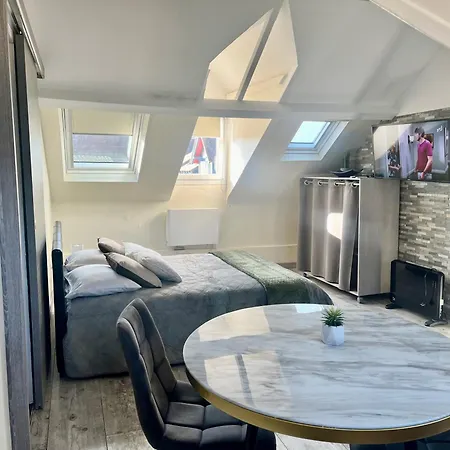 Apartament La L'oiseau Bleu Proche De La Et De Deauville !!! Awards 2025