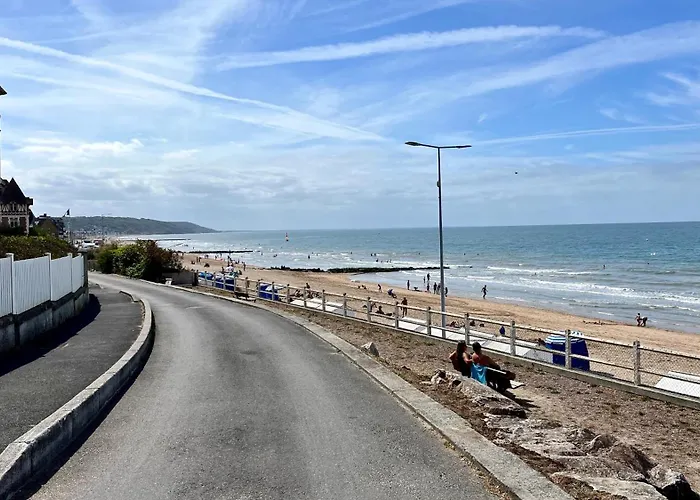 La L'oiseau Bleu Proche De La Et De Deauville !!! Awards 2025 Apartament Blonville-sur-Mer